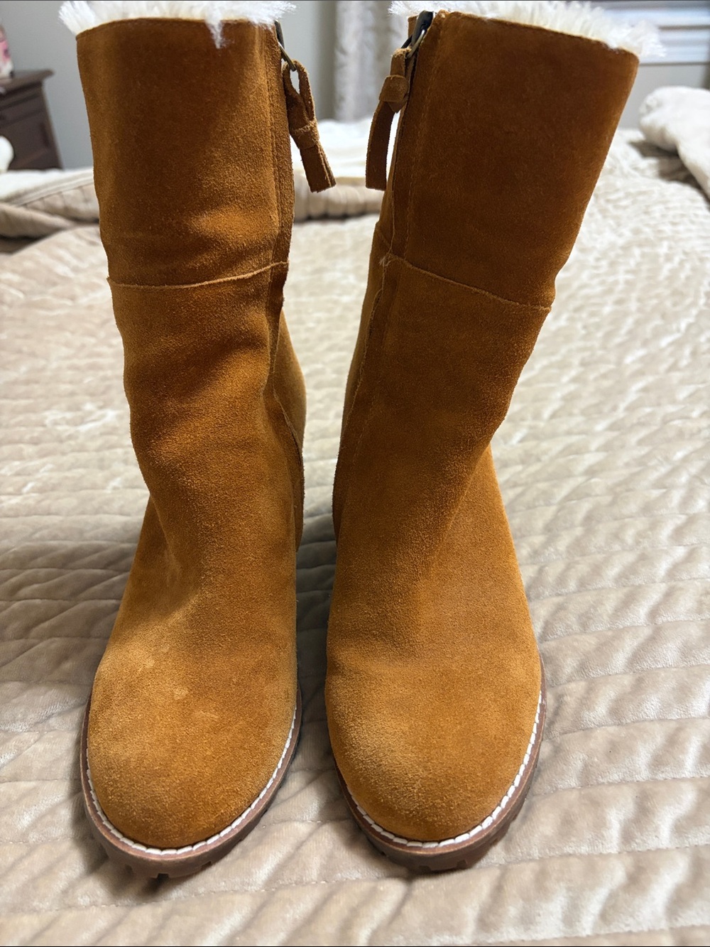 Saks Fifth Avenue Women's Suede Mid-Calf Winter Boots - size 6.5